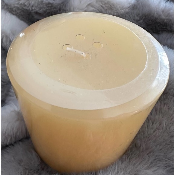 The White Barn Candle Co. Accents The White Barn Candle Co Gardenia